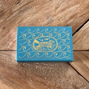 Le Loup Matchbook